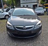 Opel Astra J Lim.TURBO/ Design Edition /TÜV/AU 03/27 - Opel Astra aus 2011: Design Edition