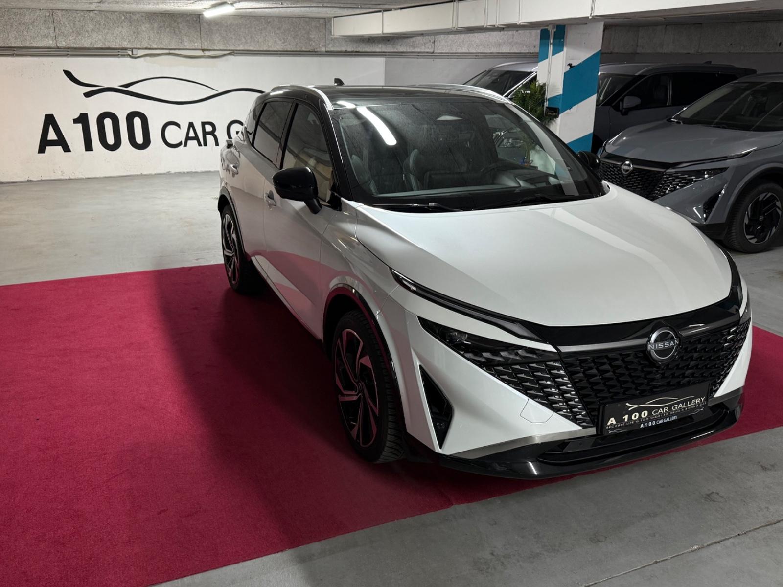 Nissan Qashqai Tekna+ Panorama HeadUp Assist Alcantara