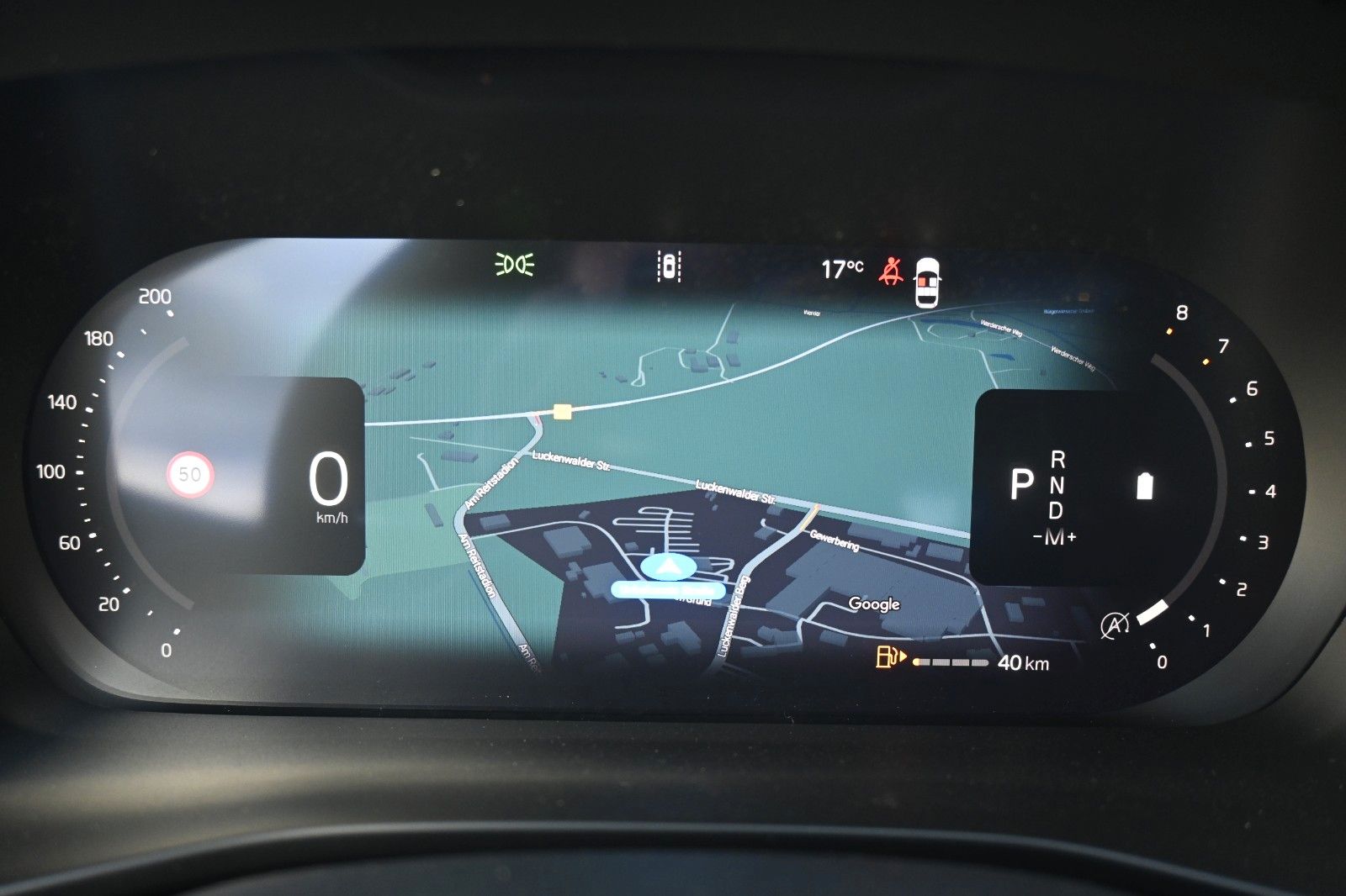 Fahrzeugabbildung Volvo XC40 B4 DKG Ultra Black Edition*STDHZG*360°*ACC