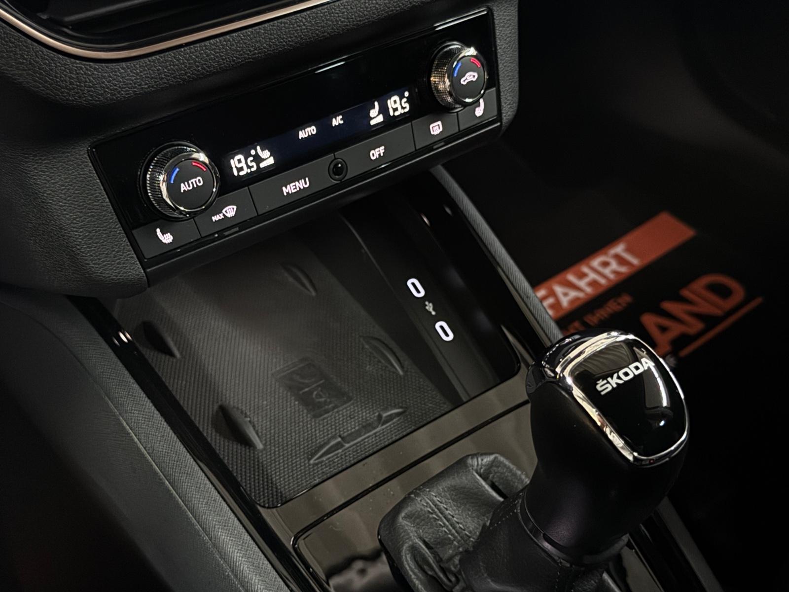 Skoda Kamiq Style*AUTOM*1.HAND*LED*NAVI*ACC*SPUR*PDC*