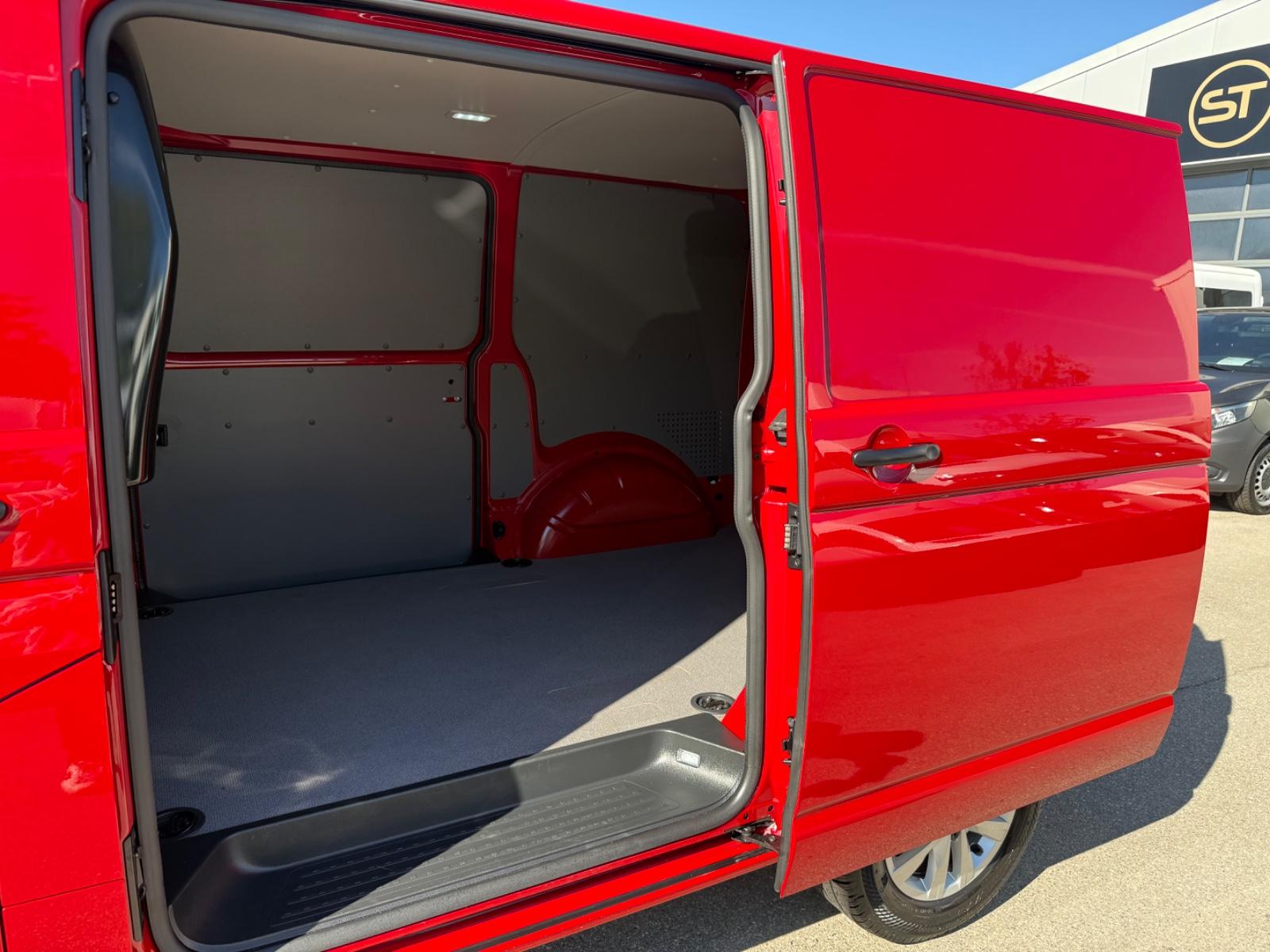 Volkswagen T6.1 Transporter 2.0 TDI LED KAMERA TEMPOMAT STH