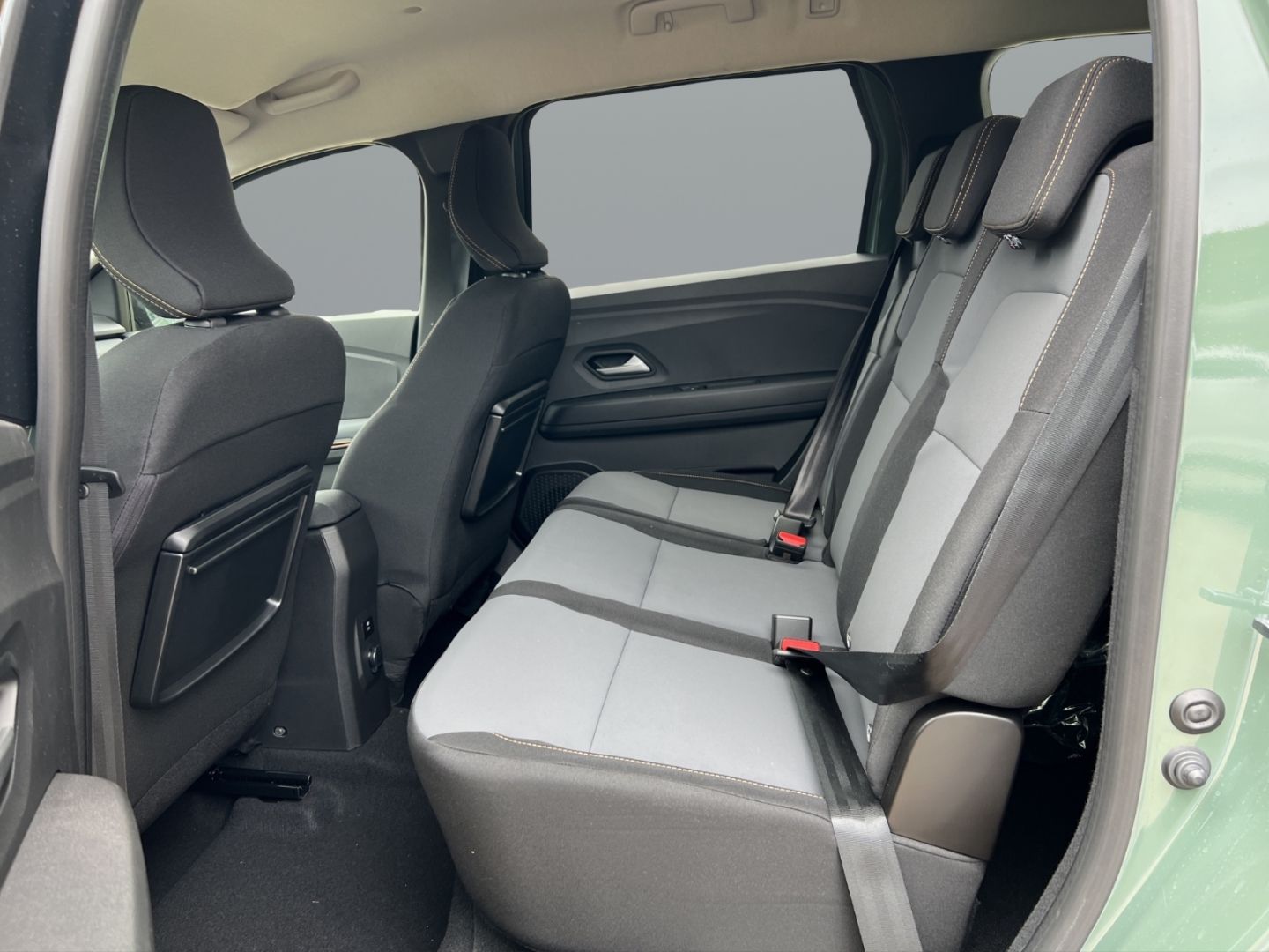 Fahrzeugabbildung Dacia Jogger Extreme 1.6 HYBRID 140 EU6e Digitales Coc
