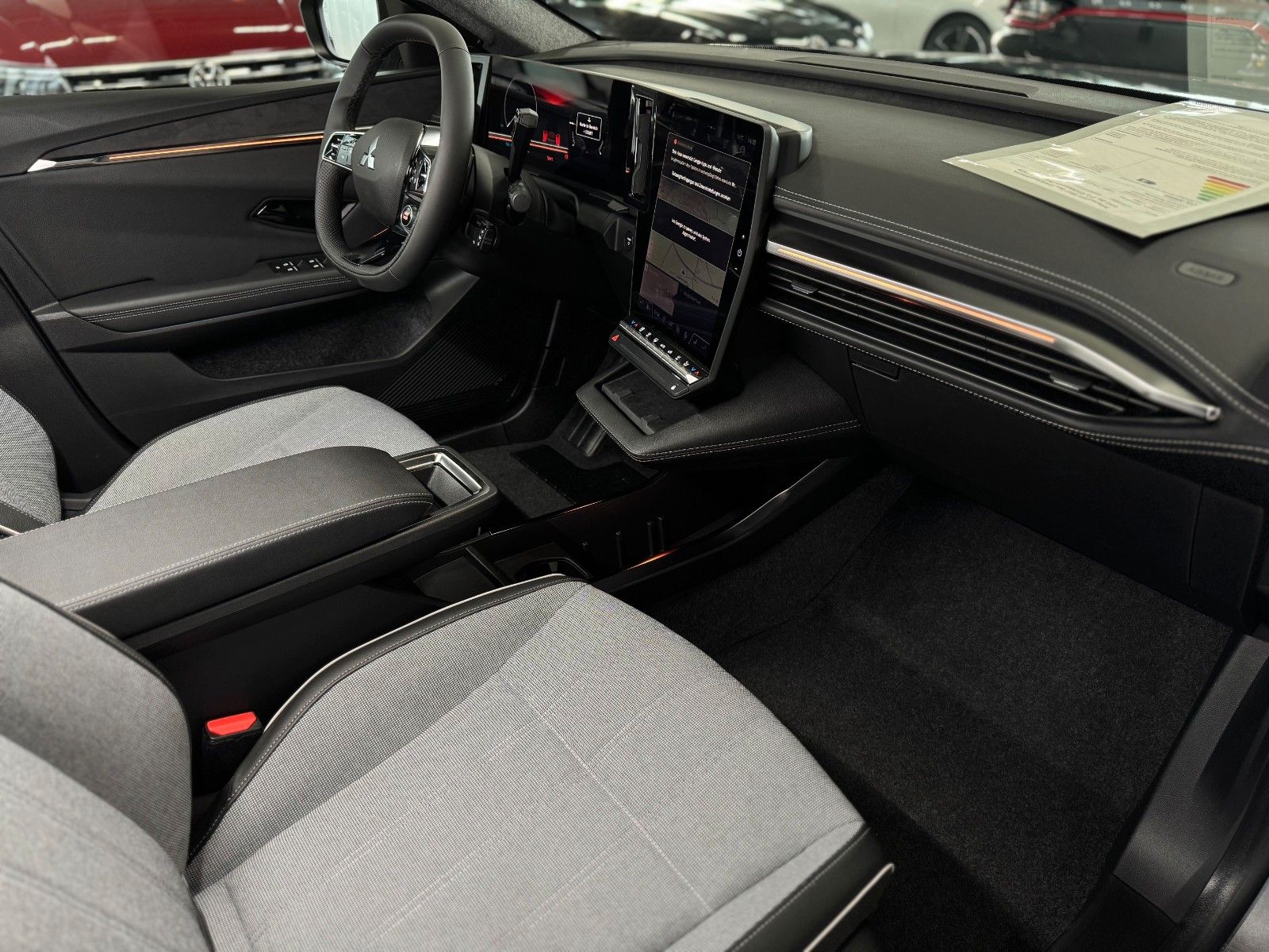 Fahrzeugabbildung Mitsubishi Eclipse Cross EV Diamant TOP 87 kWh 22KW