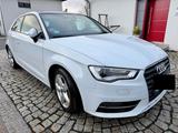 Audi A3 1.6 TDI S tronic Ambition