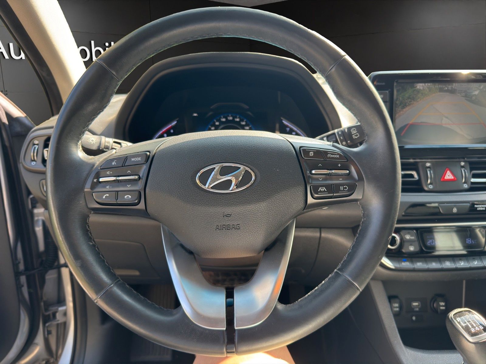 Fahrzeugabbildung Hyundai i30 cw Trend Klima/Navi/Kamara