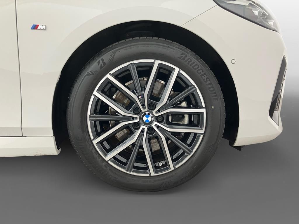 BMW 223 Active Tourer - Bild 17