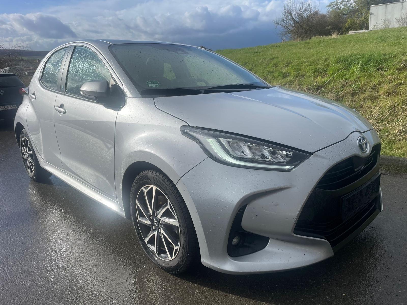 Toyota Yaris 1.5 Hybrid CVT TeamD*LED*KAMERA*ACC*LANEAS
