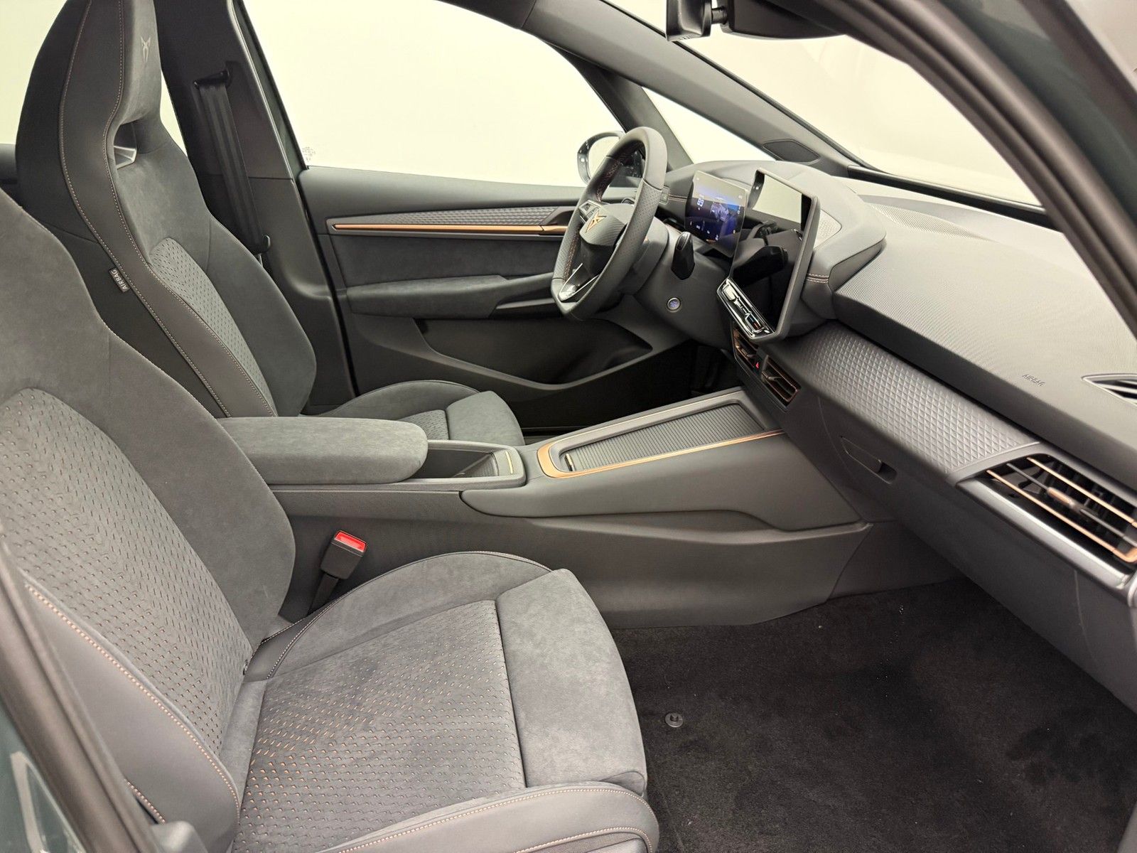 Cupra Born 190PS 58kWh Edge19DinamicaMatrix imagem 3