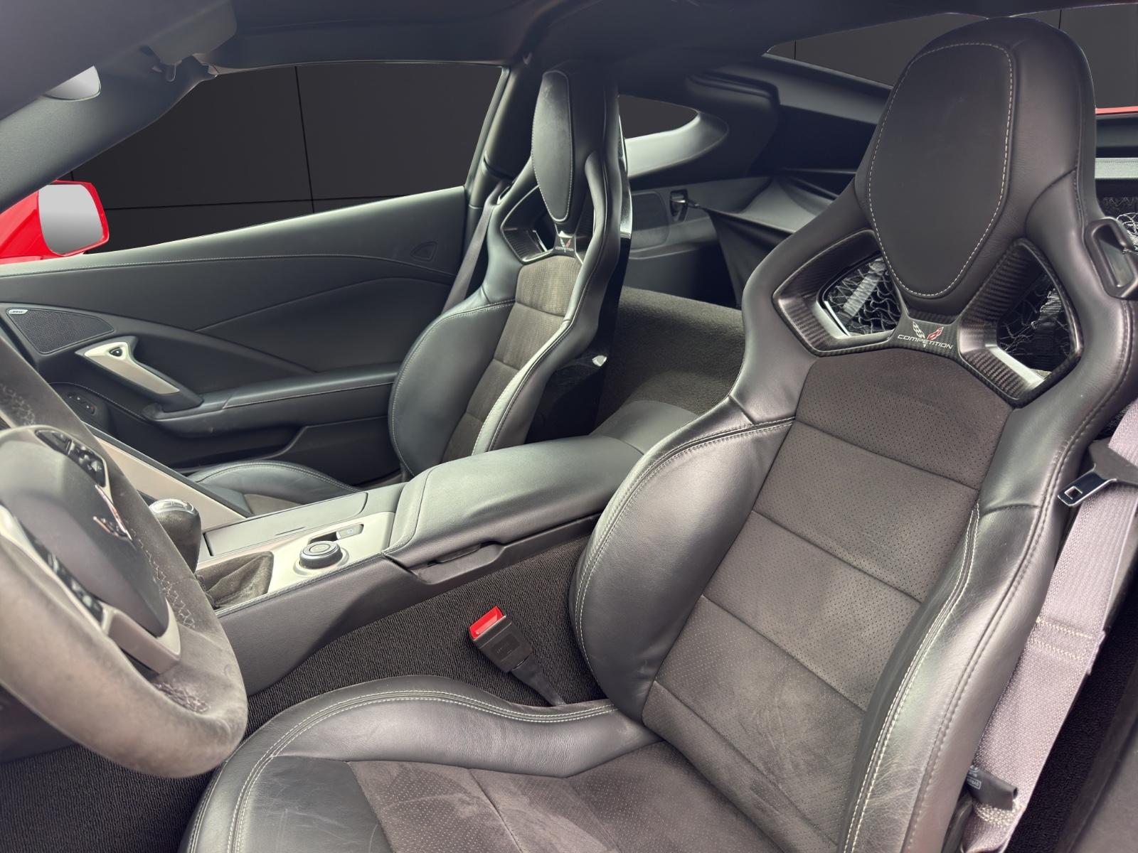 Corvette C7 Coupé Compétition 6.2 V8 466ch - 2 ème main - Edition EU - Manuelle - Carnet entretien