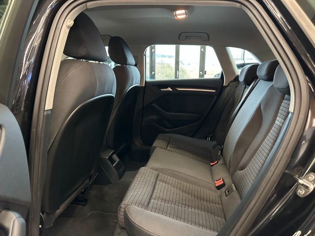 Audi A3 Sportback ambition *1. Hand*AHK*Klima*Radio*