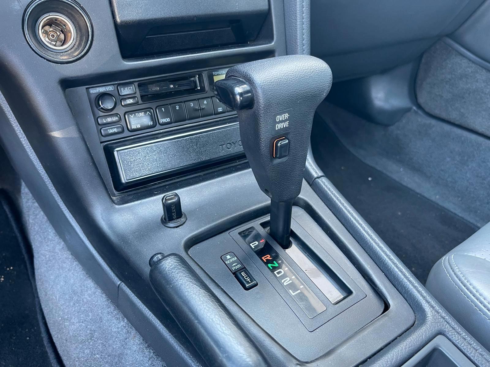 TOYOTA SUPRA - 3.0I TURBO - MK3 - 238 CV - BVA - CARNET ENTRETIEN