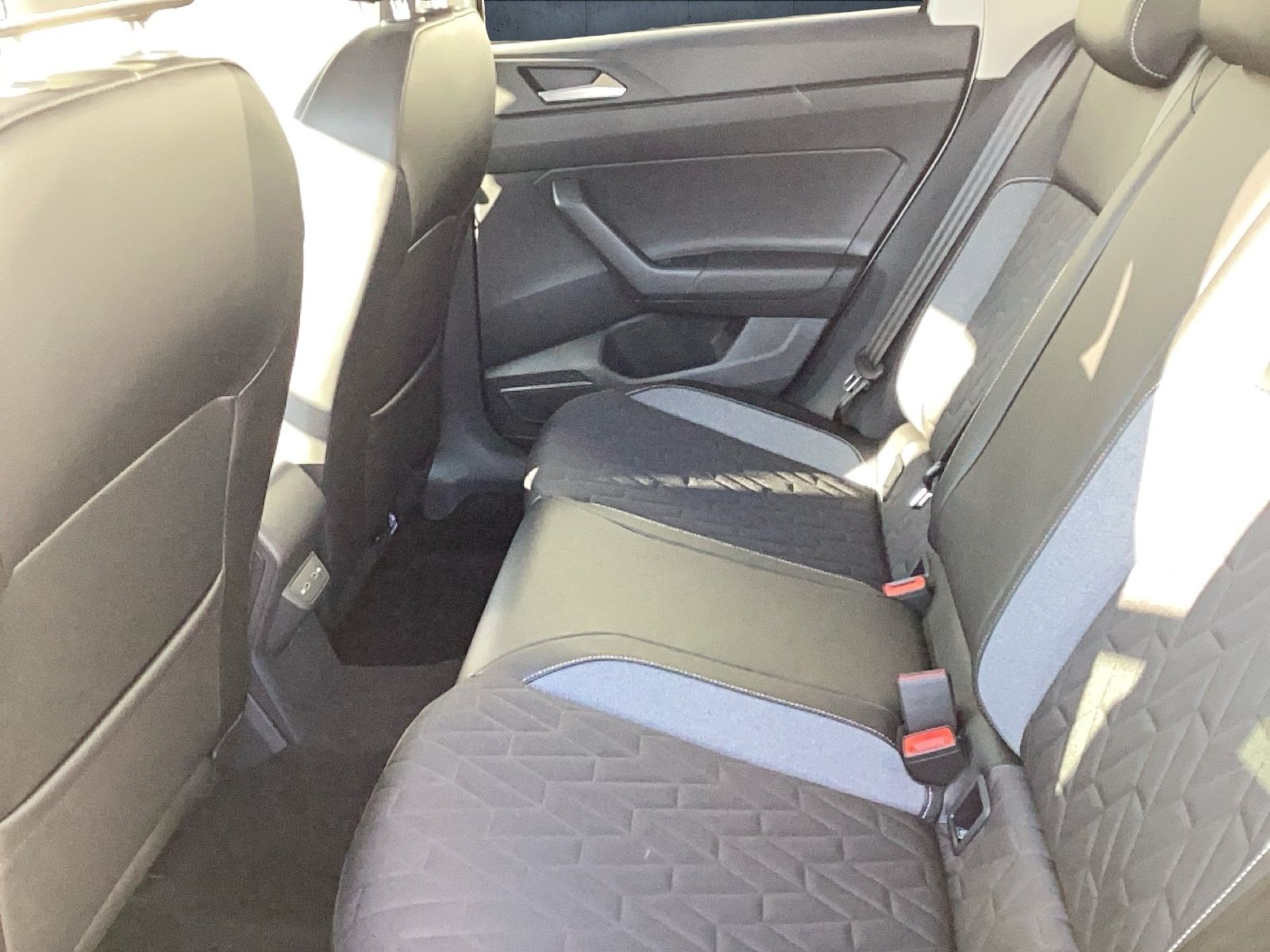 Volkswagen Taigo - Bild 12