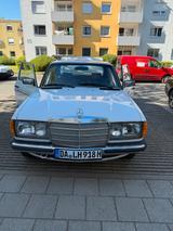 Mercedes-Benz Mercedes Benz 240D - Mercedes-Benz 240: D