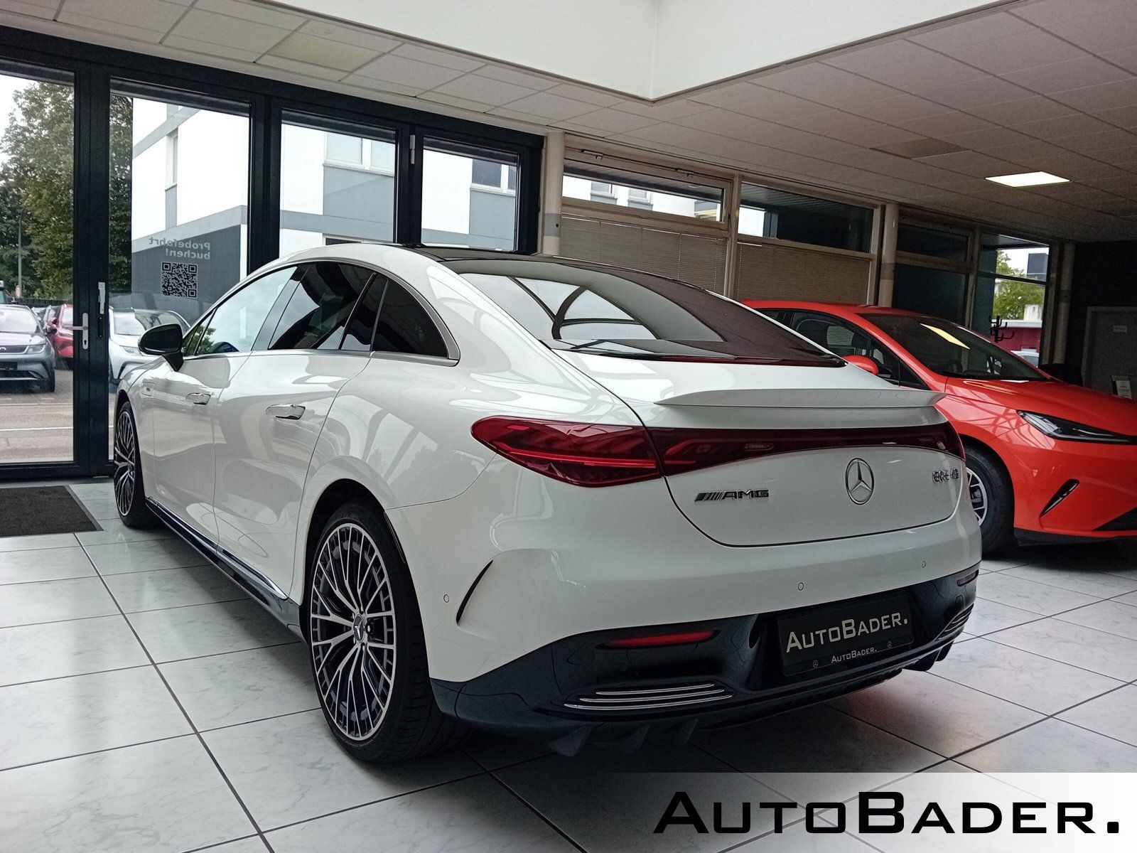 Mercedes-Benz EQE 43 4M PREMIUM PSD AIRMATIC FahrAss 360° 21 foto 2