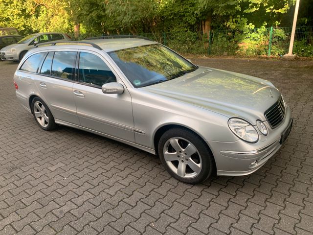 Mercedes-Benz E 200 KOMPRESSOR T AVANTGARDE