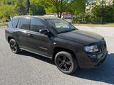 Jeep Compass Sport 4x2*2-HAND+TÜV:01.2027+KLIMA+TEMPO - Jeep Compass Sport mit Benzin-Antrieb
