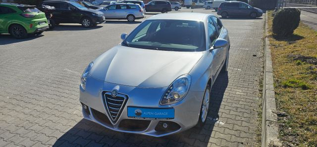 Alfa Romeo Giulietta*1.4*Turbo*Turismo*Automatik*Rentner*