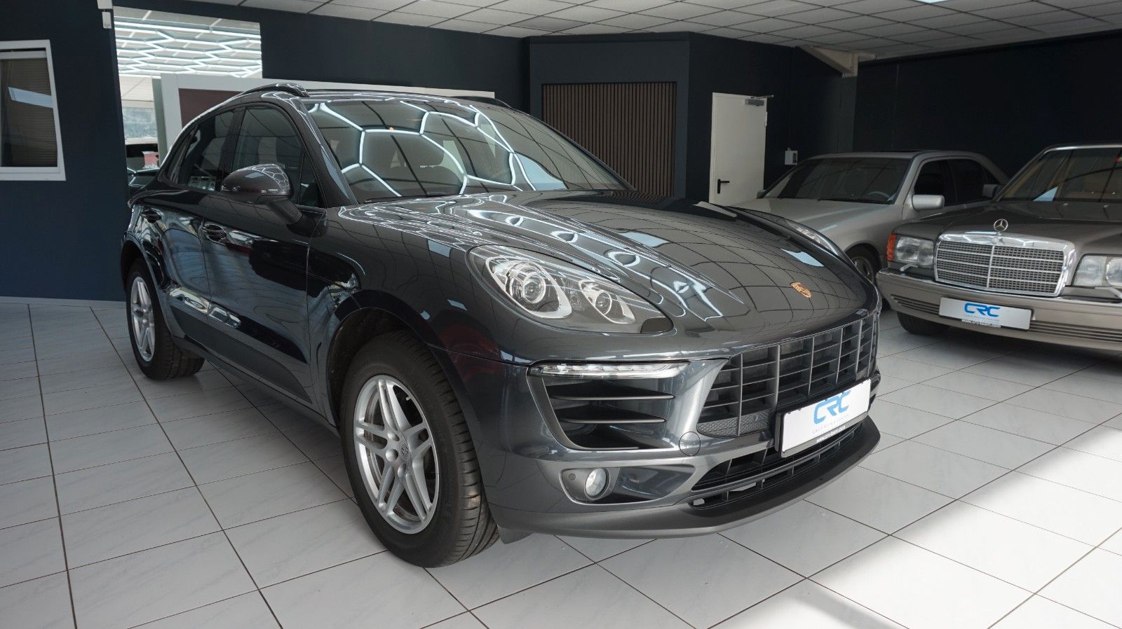 Fahrzeugabbildung Porsche Macan 1 Vorbesitzer Scheckheft gepflegt Tüv neu