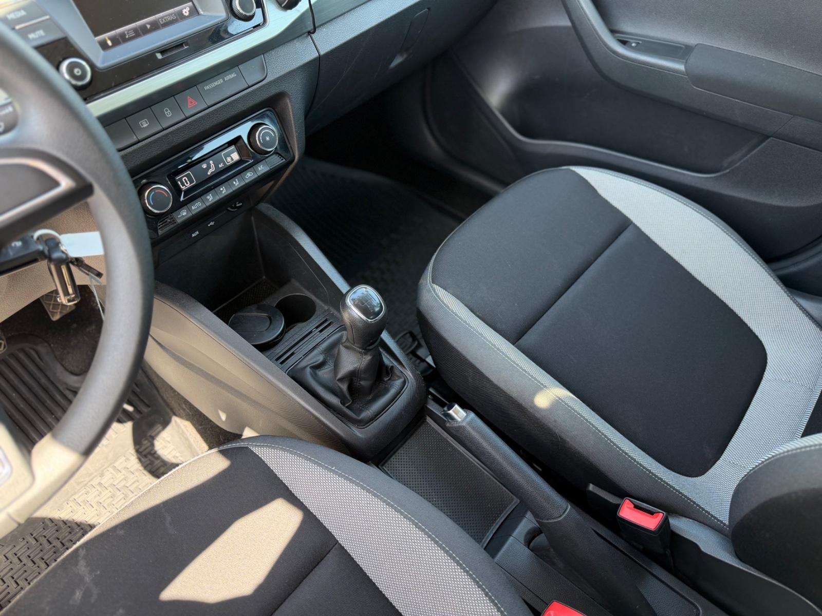Skoda Fabia 2015 — photo 22