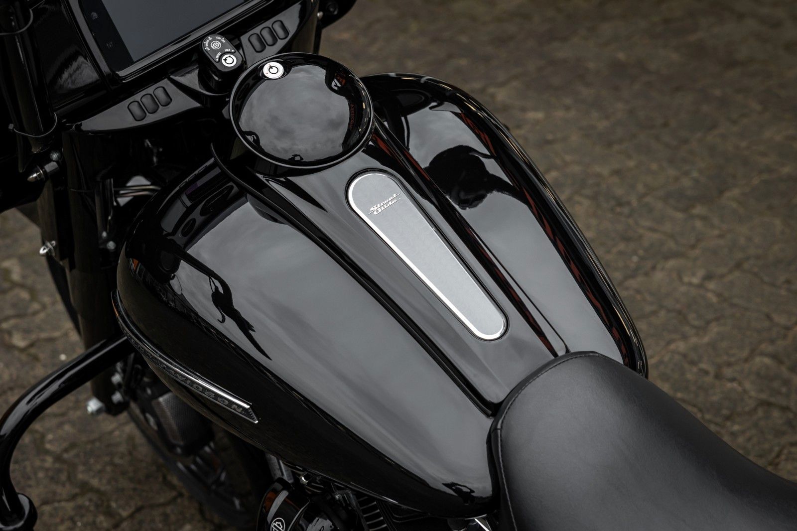 Fahrzeugabbildung Harley-Davidson FLHXS Street Glide 114 cui - Jekill & Hyde -