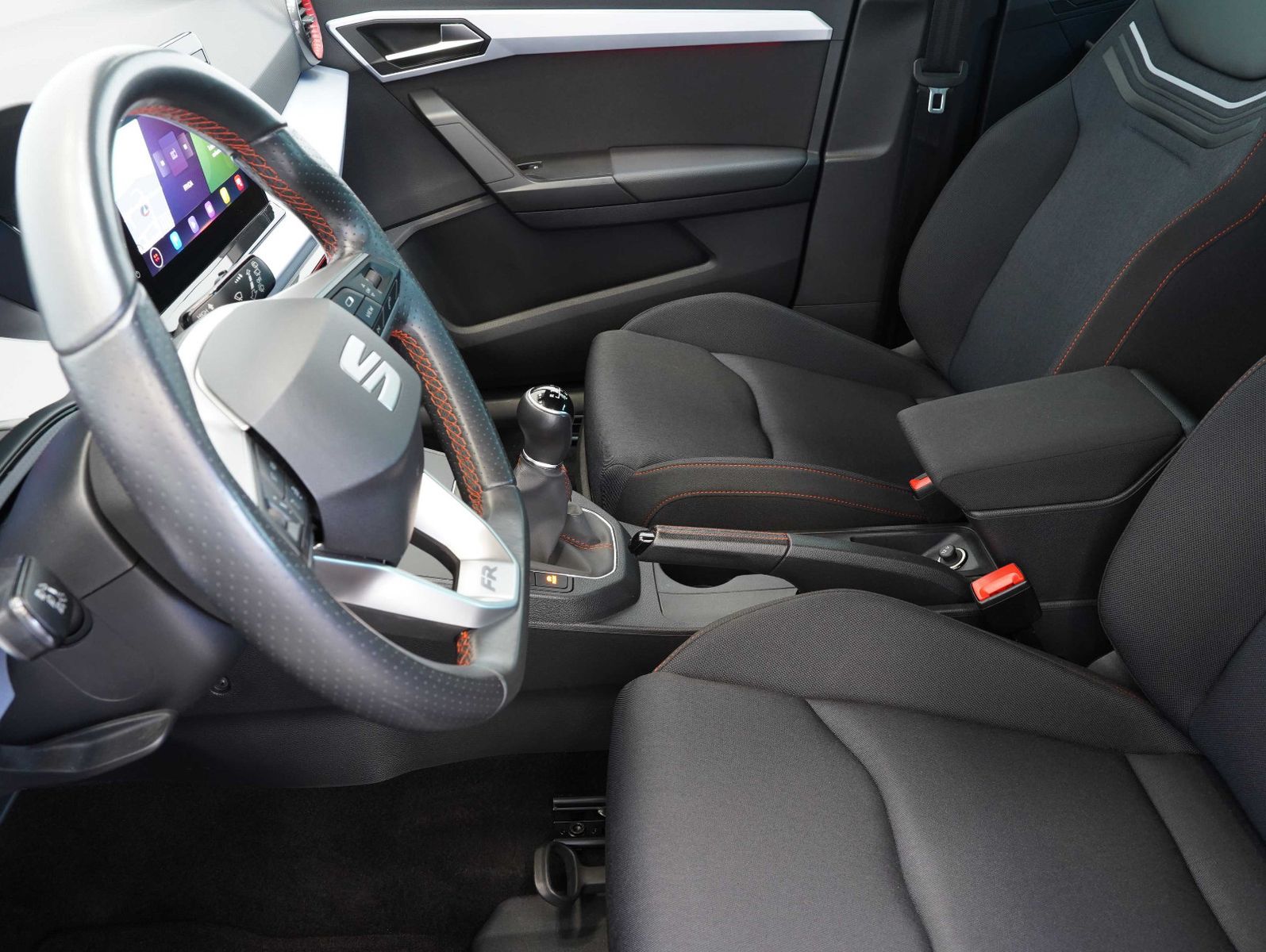 Fahrzeugabbildung SEAT Ibiza 1.0 TSI FR Beats LED/NAVI/CARPLAY/ACC/CAM
