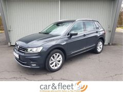 Fahrzeugabbildung Volkswagen Tiguan Highline 4Motion Navi LED SiHz PDC ACC