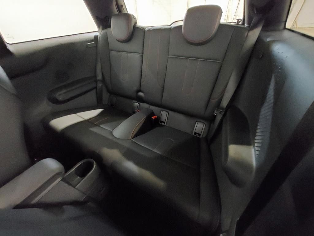 Fahrzeugabbildung MINI Cooper C John Cooper Works Trim XL Pano Memory