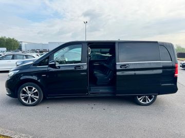 Mercedes V 220 - 5