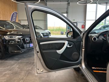 MYAUTOCENTER – Gebraucht- und Jahreswagen mit Werkstattservice in Pfaffenhofen Dacia Sandero Laureate *AHK*TÜV:328*1-Hand*