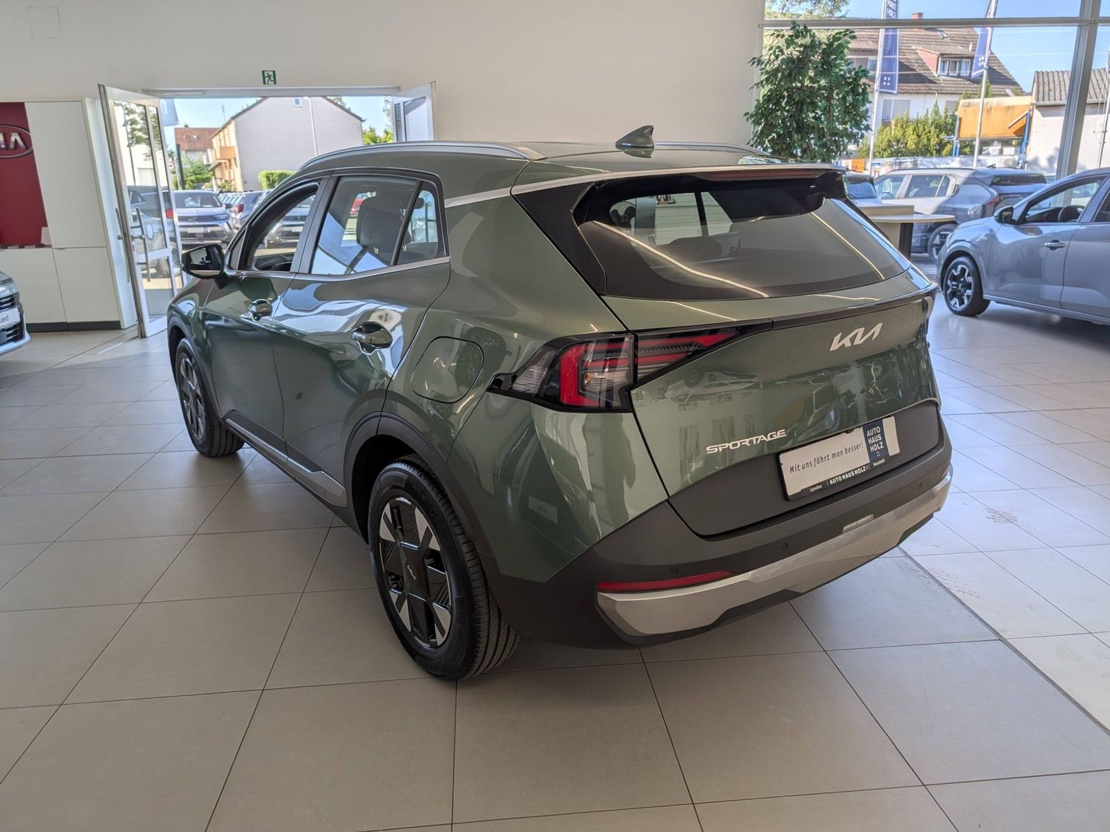 KIA Sportage 1.6 T-GDI 2WD Vision STD Navi – Bild 2