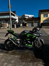Kawasaki Ninja 400 mit Zentralständer/Motorradheber - Offers