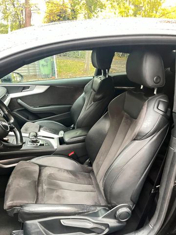AUDI Audi A5 Coupe