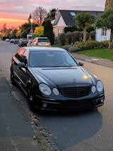 Mercedes-Benz E 500 AVANTGARDE Avantgarde - Mercedes-Benz E 500 in Köln