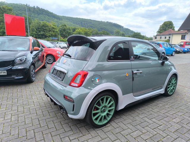 Abarth 695 / 500 70th Anniversario
