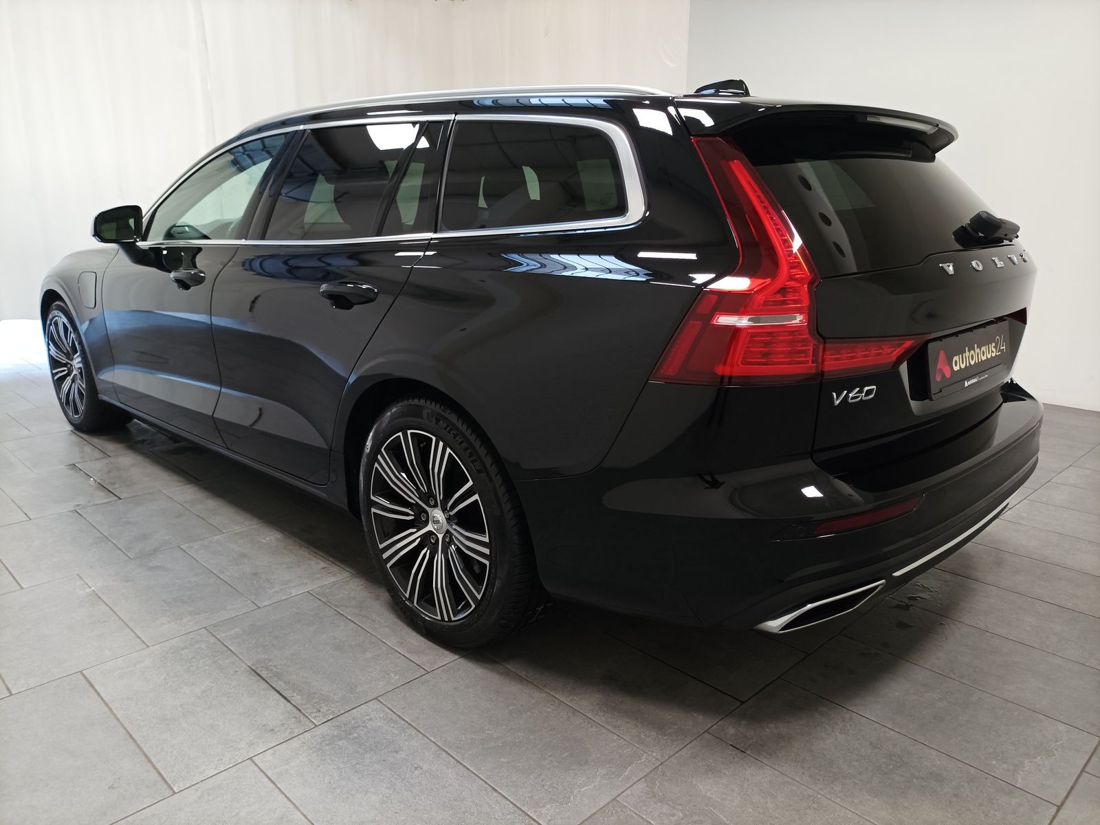 Volvo V 60 T6 AWD|AHK|Navi|HUD|LED foto 4
