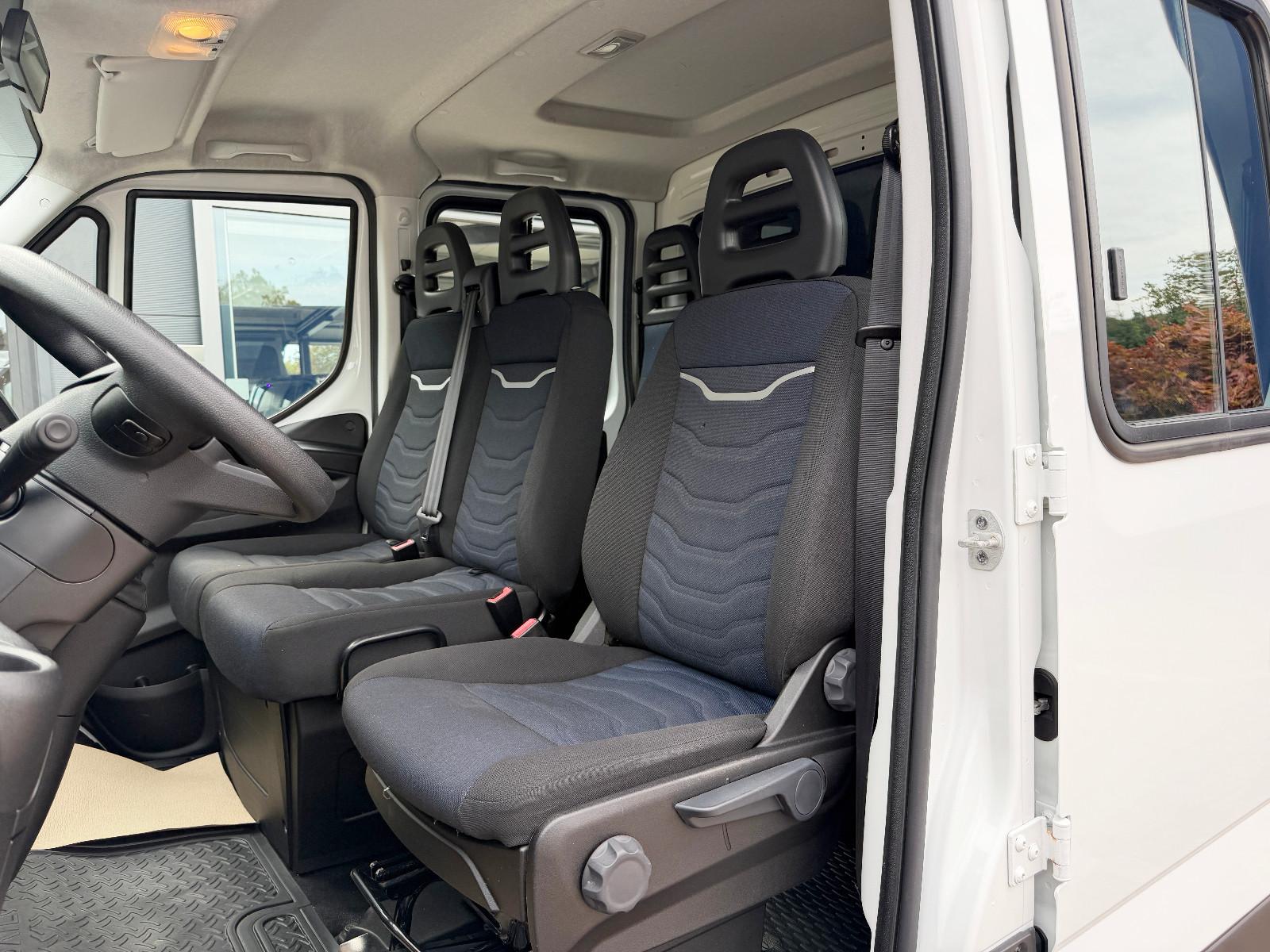 Iveco Daily 35S14 DOKA Pritsche Plane *AHK3,5t*