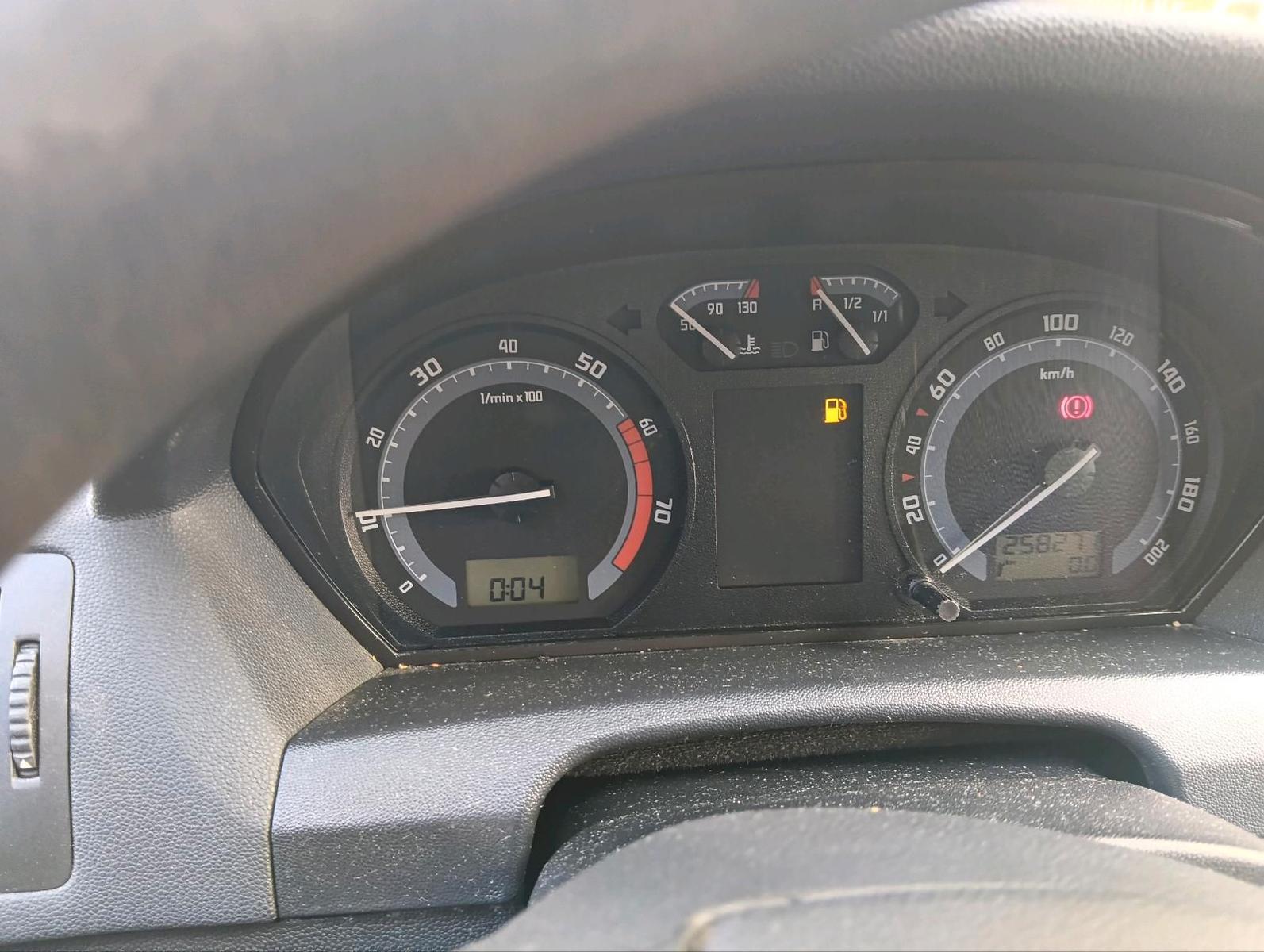 Skoda Fabia 2008 — photo 8