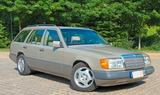 Mercedes-Benz 230 TE W124 Kombi - Mercedes-Benz E 230 aus 1990
