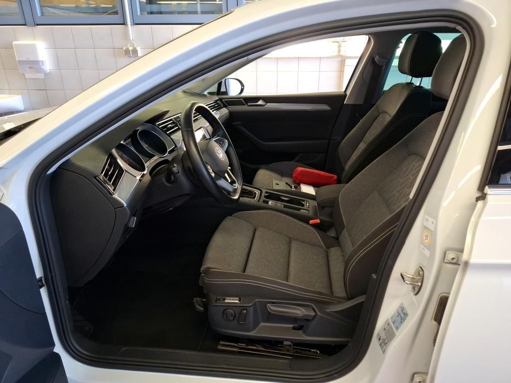 Volkswagen Passat - Bild 8