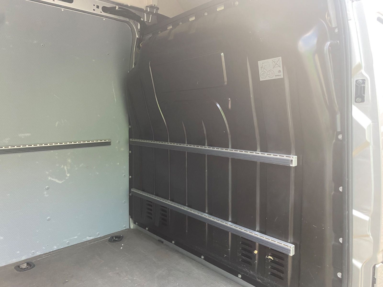 Fahrzeugabbildung Nissan NV400 Kastenwagen L4H3 3,5t COMFORT,1Hd,Navi,SHg