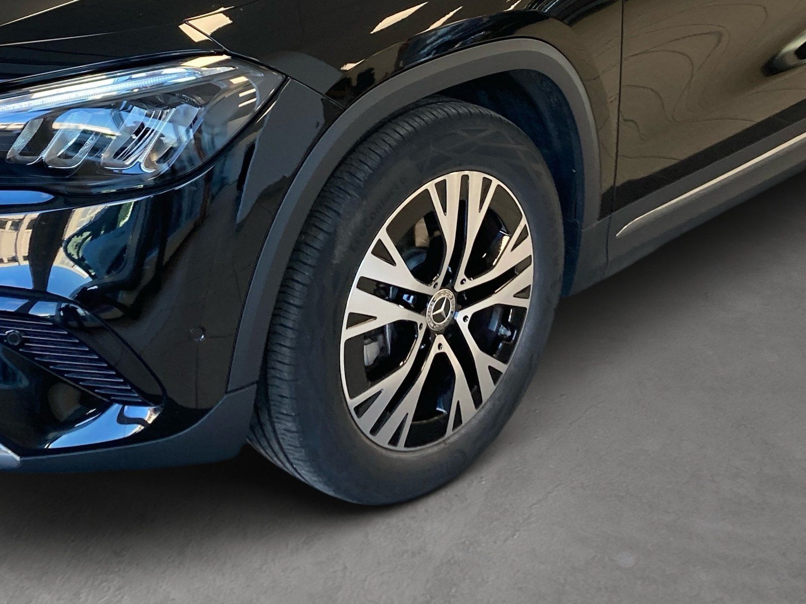 Fahrzeugabbildung Mercedes-Benz GLA 200 Progressive*AHK*Totwink*360°*LED*Easy-P*