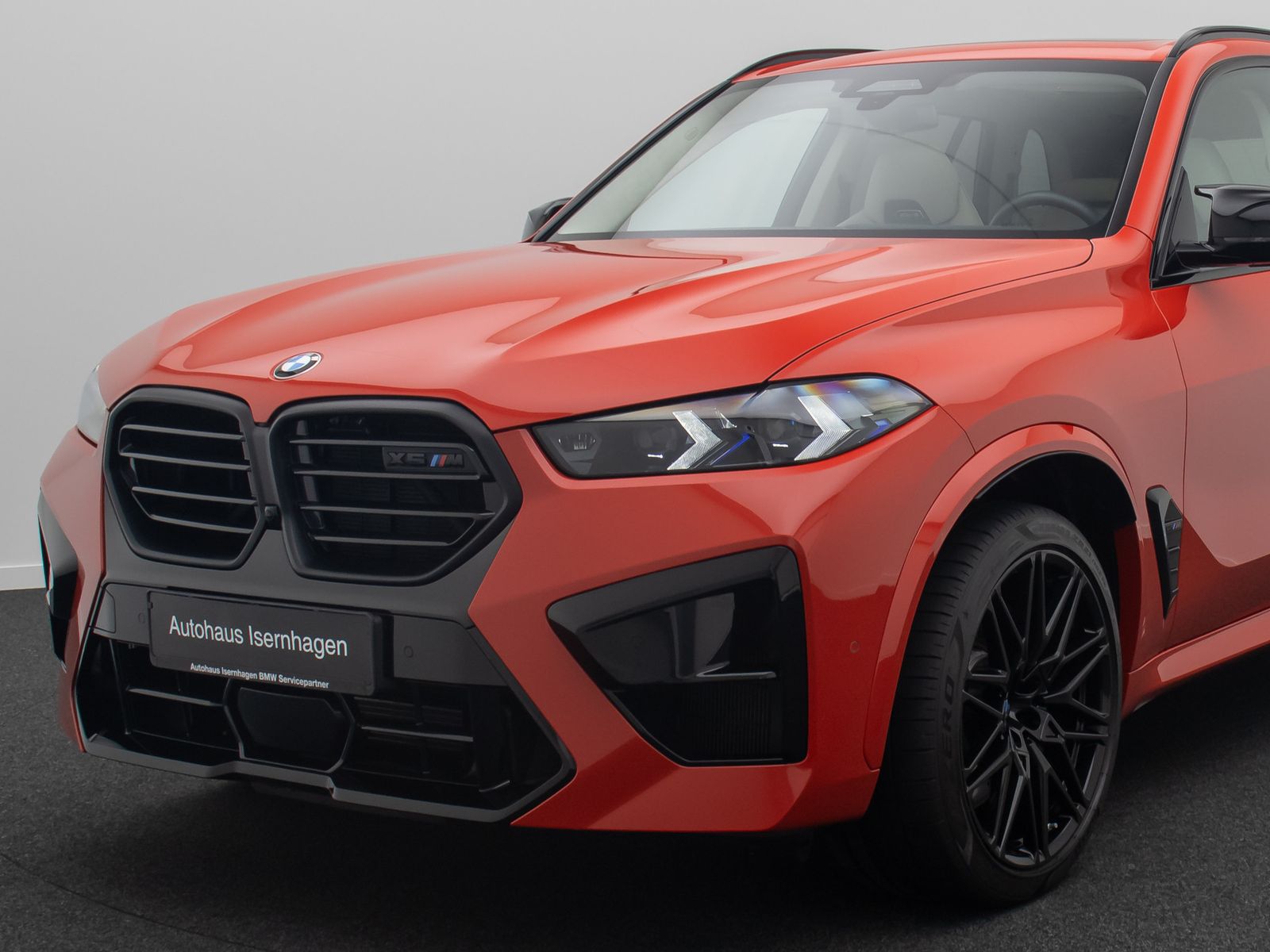 Fahrzeugabbildung BMW X5 M Competition Sky Lounge B&W Massage MegaVoll