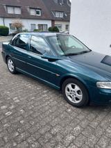 Opel Vectra 1.8 16V Edition 2000 Edition 2000 - gebrauchte Opel Vectra aus dem Jahr 2000