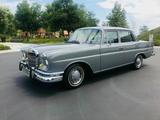Mercedes-Benz 1967 Mercedes Heckflosse W111 230S Automat... - gebrauchte Mercedes-Benz 230 aus dem Jahr 1967