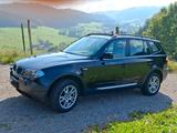 BMW X3 Baureihe X3 2.0i  Klima,AHK,159tkm gepflegt!! - BMW X3 mit Benzin-Antrieb: Geländewagen