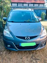 Mazda 5  mit Schiebetüren - : Van, mit Schiebetüren