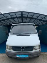Mercedes-Benz 208D 5-Sitzer - Mercedes-Benz 208 d