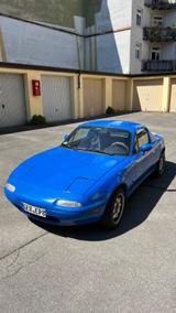 Mazda MX5 Cabrio in hellblau - Mazda aus 1994