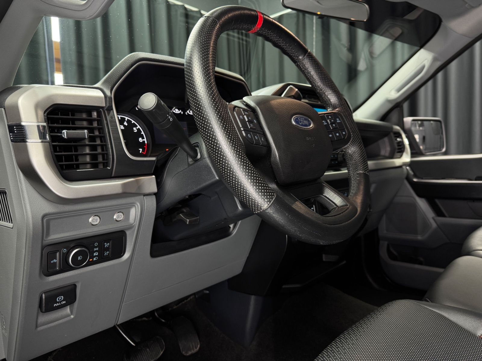 Fahrzeugabbildung Ford F 150 RAPTOR SVT|OFFROAD 20 ZOLL| 6-SITZ|NAVI|