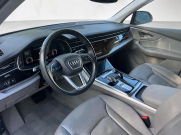 Audi Q7 - 8